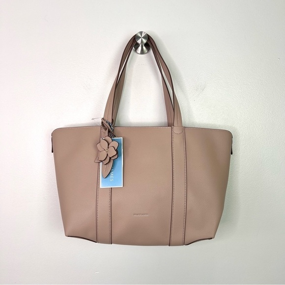 Draper James Elle Tote with Flower Key Fob - Picture 2 of 10
